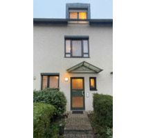 Gepflegtes 5-Zi-Reihenhaus mit Garten und Garage in Stammheim-Süd - Stuttgart Neuwirtshaus