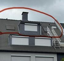 Dachgeschosswohnung komplett neu saniert - Duisburg Huckingen