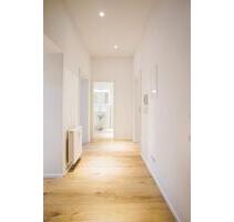 Sanierte 2 Raumwohnung NEU Balkon EBK - Plauen Altstadt