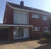 3-Familienhaus mit PV-Anlage & Renditepotenzial *Profivisionsfrei - Harsewinkel