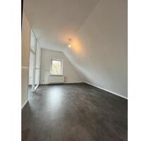 Schöne 2-Zimmer Wohnung in zentraler Wohnlage - Solingen