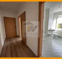 mit Süd-West-Balkon: 2 Raum Wohnung in Gera-Untermhaus! Nähe Theater und FH