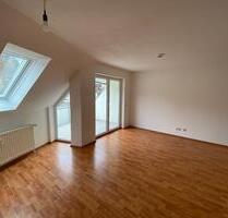 Stilvolle, gepflegte 1-Zimmer-Wohnung, zzgl. Balkon, KZ, Stellpl, - Schramberg