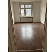 Wohnung mit großem Wohn und Esszimmer - Wuppertal Gemarkung Langerfeld