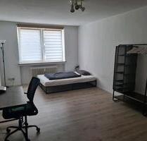 Eine Helle 1,5 Zimmer-Wohnung - 420,00 EUR Kaltmiete, ca.  36,00 m² in Wuppertal (PLZ: 42275)