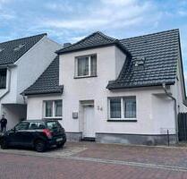 Haus zum Vermieten - 1.400,00&nbsp;EUR Kaltmiete, ca.&nbsp; 160,00&nbsp;m&sup2; in Delmenhorst (PLZ: 27753) Deichhorst