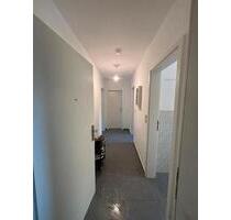 Helle und moderne 2 Raum Küche Bad Wohnung mit Einbauküche - Velgast