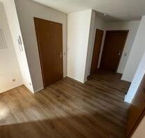 Zentrumsnahe 4 Raum Wohnung mit Kaminanschluss - Crimmitschau