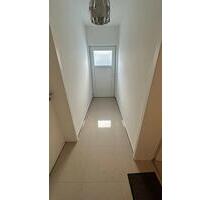 Moderne SouterrainWohnung - 600,00 EUR Kaltmiete, in Rüsselsheim am Main (PLZ: 65428)