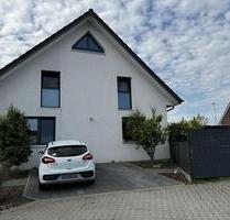 Schöne, moderne Doppelhaushälfte - Schwülper