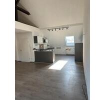 Dachgeschosswohnung - 1.100,00 EUR Kaltmiete, in Saarlouis (PLZ: 66740)