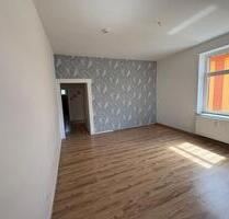 3-Zimmer-Wohnung - ca. 75 m² Wohnfläche - zentrale Lage in Hof - sofort verfügbar - 2. Obergeschoss