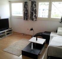 Ruhige und zentrale 2,5-Zimmer-DG-Wohnung *voll eingerichtet* - Stuttgart Stuttgart-Nord