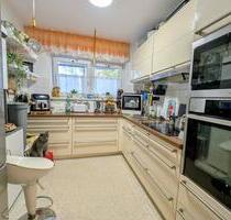 Moderne 3-Zimmer-Wohnung mit Balkon, Gäste-WC & Einbauküche - Gummersbach Hepel