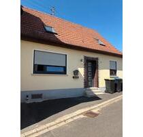 Einfamilienhaus mit Garten zum Vermieten - Norheim