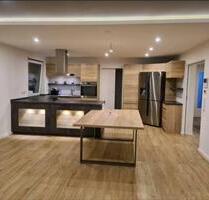 Modernes Wohnen in Haselbach – Hochwertig sanierte 4-Z.-Wohnung - Tiefenbach