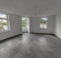 4-Zimmer-Altbauwohnung im 2. Obergeschoss Erstbezug - Adorf/Vogtland