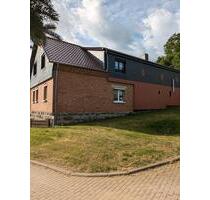 Wohnhaus für 2 Familien zu vermieten - Nottertal-Heilinger Höhen