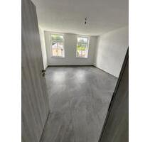 4-Zimmer-Altbauwohnung im 2. Obergeschoss Erstbezug - Adorf/Vogtland