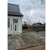 Keine TierhaltungFrisch saniert und renovierte 3 ZKB DHH - Bielefeld Senne