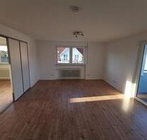 Neuwertige 2-Zimmer-Wohnung mit großem Balkon und Einbauküche - Bühl