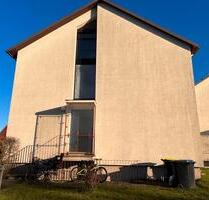 3 Zimmer Erdgeschosswohnung mit Balkon in Isernhagen