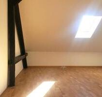 Kuschelig mit Holzbalken + ZENTRAL & GEMÜTLICH + viele DACHSCHRÄGEN - Leipzig Nordost