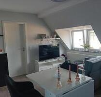 Schöne, helle DG- Wohnung mit Balkon in Grefrath ab 01.08.25