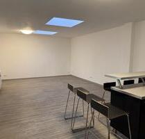 2 Zimmer Wohnung in Kassel - auch als WG möglich