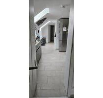 modernehelle 2-Zimmer DG-Wohnung 820€ Warmmiete - Kelheim
