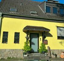 Charmantes und gepflegtes Haus in Oberforstbach, Aachen; privat