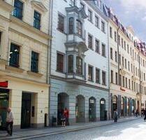 +++ 2 Raumwohnung, Aufzug und Balkon in der Hainstraße +++ - Leipzig