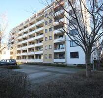 Großzügige Wohnung mit Balkon am Staatstheater - Braunschweig