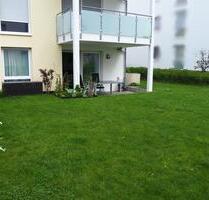 großzügig geschnittene EG-Wohnung,großer Garten u. 2 Stellplätze - Nürtingen