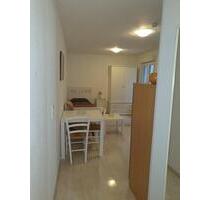 Schöne helle 1-Zimmer Wohnung Erdgeschoss - Krefeld