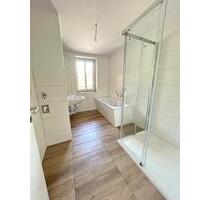 Fahrstuhl, 2 Zimmer, Badewanne, Dusche, Wintergarten! - Halberstadt