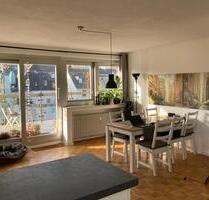 3 12-Zimmer-Dachgeschoss-Wohnung mit großer Dachterrasse - Köln Ehrenfeld