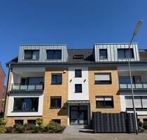 ERSTBEZUG nach Kernsanierung 2,5 Zimmer-Wohnung mit Terrasse*Energieeffizienzklasse A* - Mönchengladbach Süd