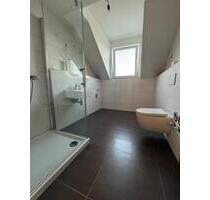 Neuwertige 3 Zimmer Dachgeschosswohnung in WaghäuselWiesental