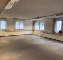 Zentral gelegen variable Büro- Studio- Praxis - Schulungsräume - Schramberg