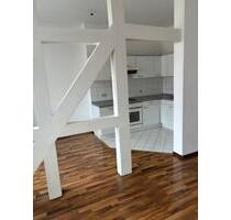 Komfortable 2-Zimmer-Wohnung mit Einbauküche in Magdeburg (Schönebecker Str. 40)