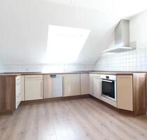 Wunderschöne Dachwohnung zu vermieten - Illertissen