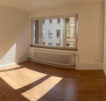 Frisch renoviert! 2-Zimmer-Wohnung, Einbauküche, Bad - Mönchengladbach Süd