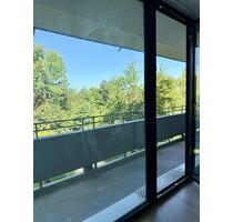 Kernsanierte Wohnung mit zwei Zimmern und Balkon in Mettmann