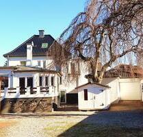 Exclusive Stadtvilla mit 4 Wohneinheiten & Ausbaureserve +Privat+ - Düren Rölsdorf