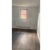 Sanierte Dreizimmerwohnung mit Einbauküche in Schlitz-Hemmen