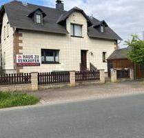 Haus Immobilie Grundstück mit Garten Einfamilienhaus - Langenwetzendorf