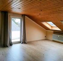 2 Zimmer Dachgeschoss Wohnung mit Balkon zu vermieten - Alzey