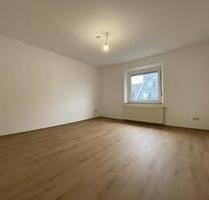 Sehr schöne 2-Zimmer-Wohnung in zentrumsnaher Lage in Weiden zu vermieten! - Weiden in der Oberpfalz