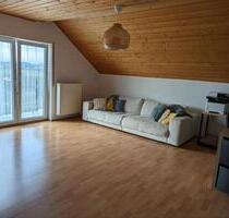 Helle Dachgeschosswohnung in Groß-Rohrheim